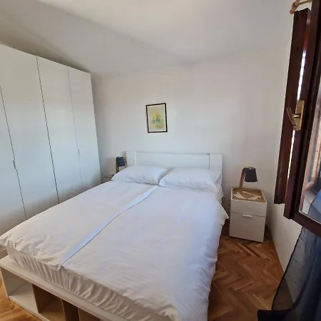 Dara Apartman Rogoznica (Sibenik-Knin)