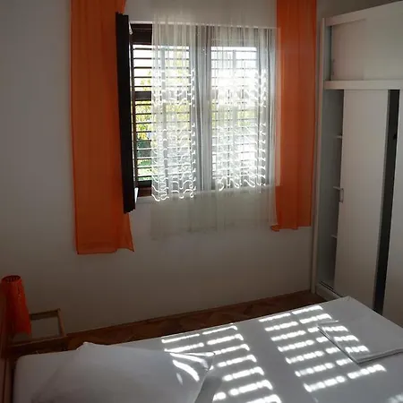 Dara Apartment *