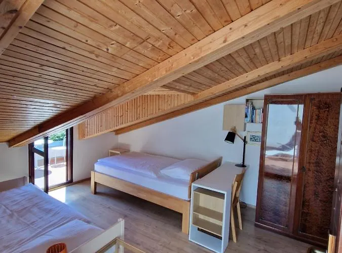 Dara Rogoznica (Sibenik-Knin)